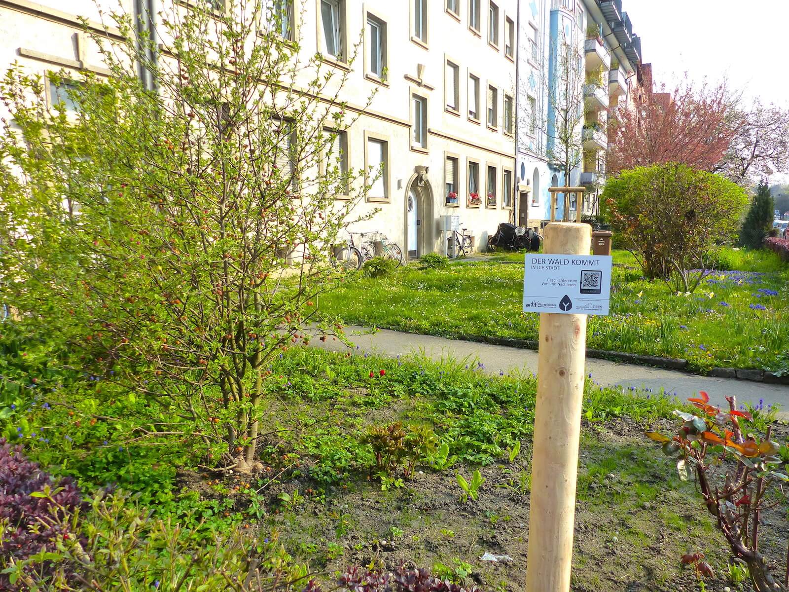 Schild bei Station 8